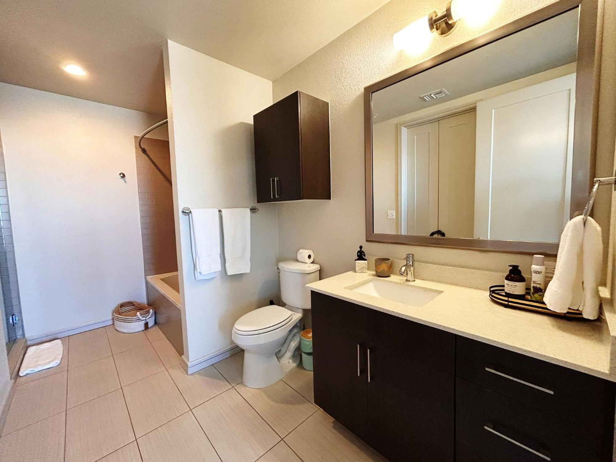 Indulge In Luxury Living 2 Bedroom Gem In The Heart Of Austin With Pool, Gym, And Breathtaking Views Exterior foto